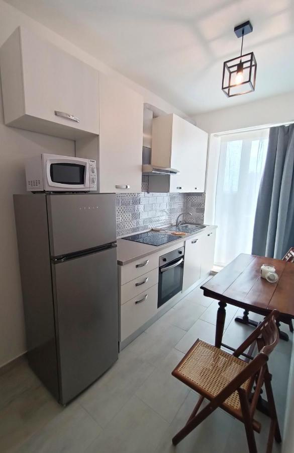 La Terrazza Sull'Appia By Hostand Apartment Rome Exterior photo